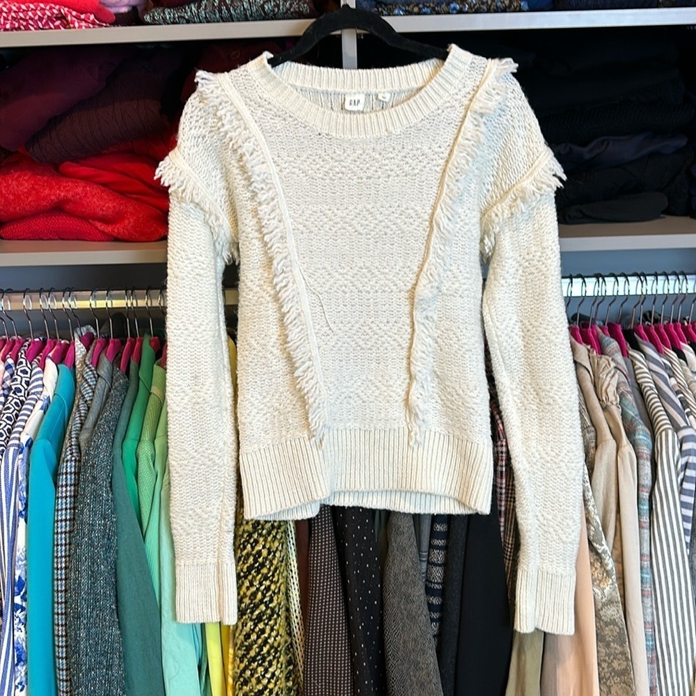 GAP cream long sleeve turtleneck size